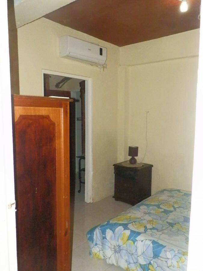 Posada Valerie Hotel Archibolds Ngoại thất bức ảnh