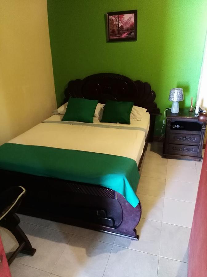 Posada Valerie Hotel Archibolds Ngoại thất bức ảnh