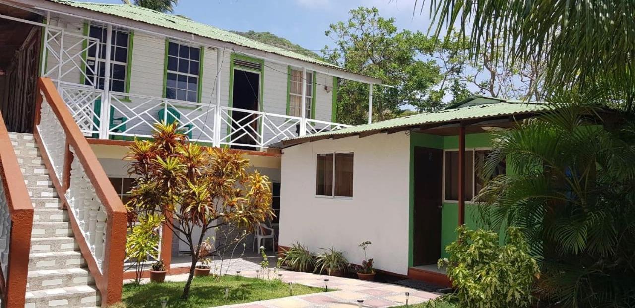 Posada Valerie Hotel Archibolds Ngoại thất bức ảnh